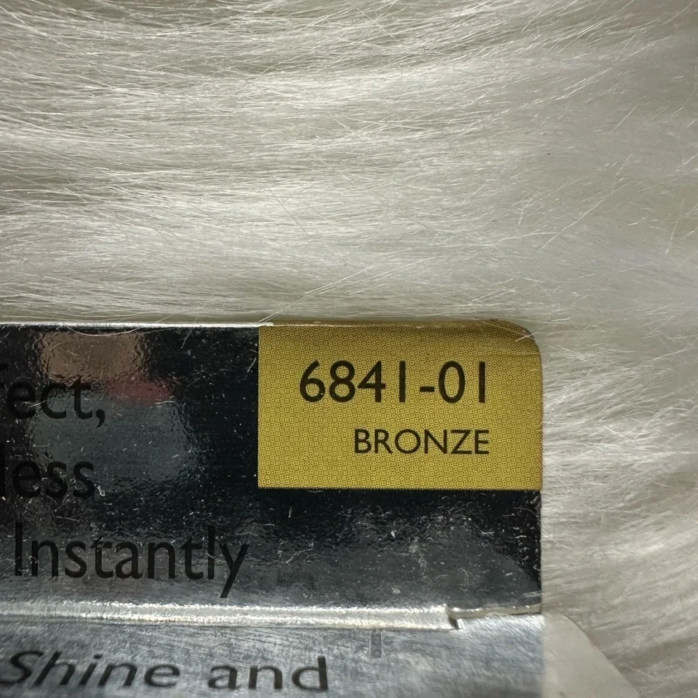 🩷5/$10 Sally Hansen Cornsilk Shine Control Blushing Bronzer - Bronze
